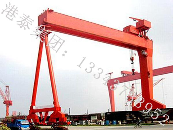 造船門式起重機