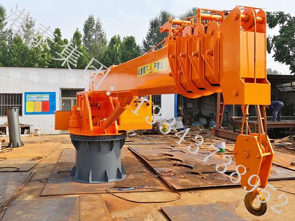 浙江湖州船用起重機(jī)公司12噸船用起重機(jī)回轉(zhuǎn)靈活