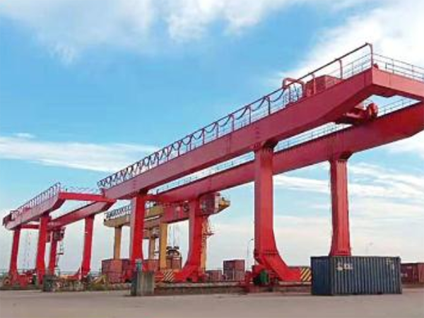集裝箱軌道吊