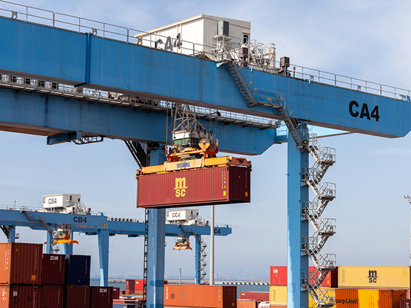 江蘇南通集裝箱門式起重機廠家集裝箱門式起重機噸位怎么計算