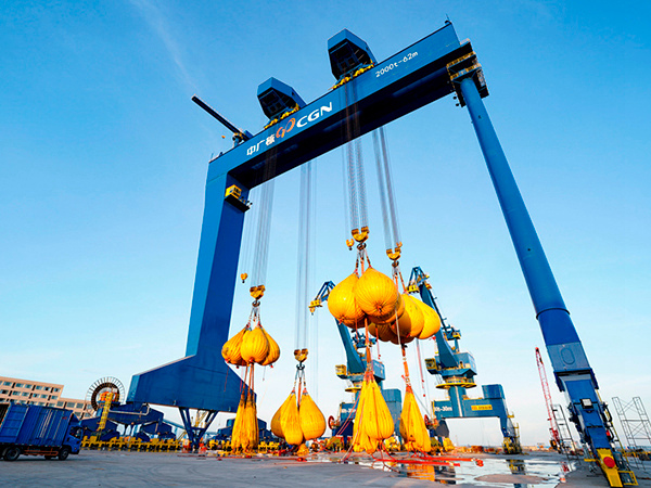 浙江湖州集裝箱門式起重機廠家集裝箱門式起重機作業(yè)范圍靈活