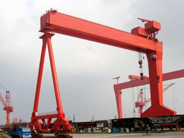 四川成都龍門吊廠家租賃100噸雙梁龍門吊