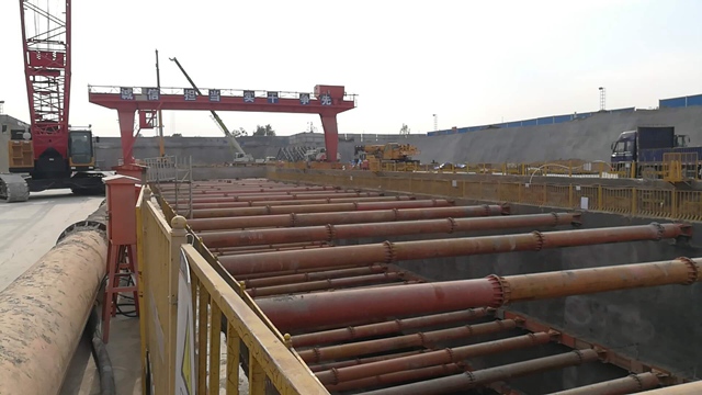 云南昭通龍門(mén)吊出租快速到場(chǎng)