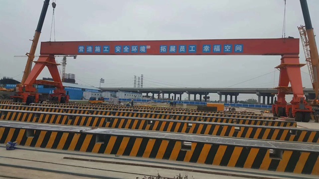 山南龍門吊廠家單梁龍門吊新車磨合