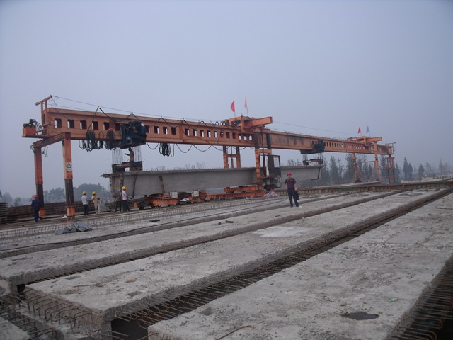 架橋機(jī)廠家，架橋機(jī)出租，架橋機(jī)銷售