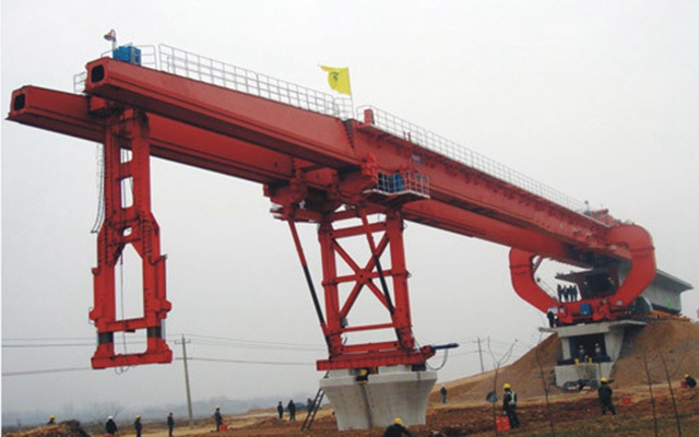 貴州貴陽(yáng)架橋機(jī)廠家 架橋機(jī)為什么不能急剎車