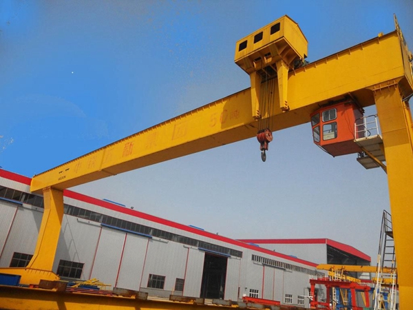 呼和浩特集裝箱龍門(mén)吊起重機(jī)廠家你OUT了