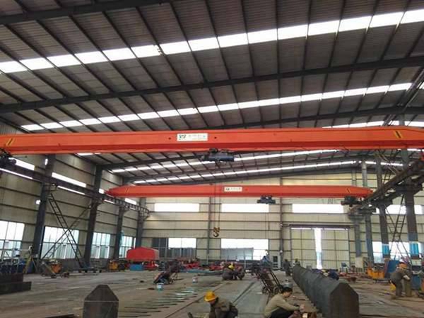 安徽宣城雙梁行車(chē)行吊廠(chǎng)家以產(chǎn)業(yè)報(bào)國(guó)