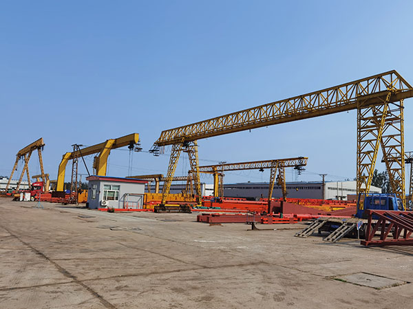 廣西南寧龍門吊出租廠家 MG100T-32M龍門吊2臺現貨