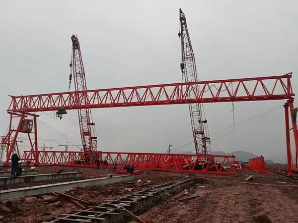 遼寧大連龍門(mén)吊廠家潤(rùn)滑油日常檢查