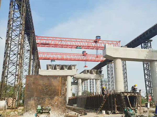 浙江寧波龍門吊廠家介紹龍門吊缺點