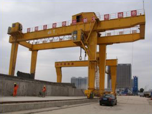 吉林長春地鐵專業起重機廠家起重機設備失落事